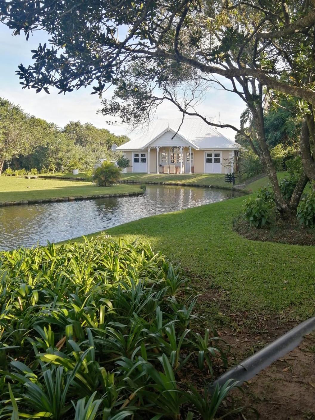 Caribbean Estates Lakeview Villa Port Edward Eksteriør bilde